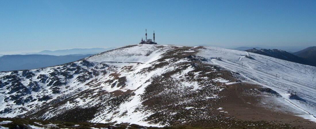 Bola del Mundo: Una ruta de senderismo con vistas panorámicas en la Sierra de Guadarrama