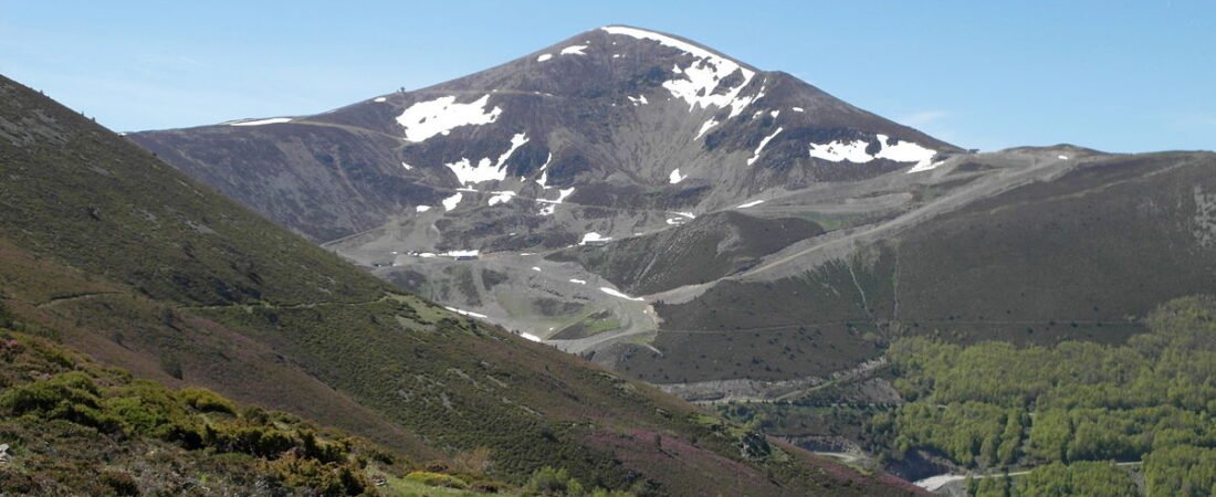 Pico San Lorenzo: Asciende al Techo de La Rioja