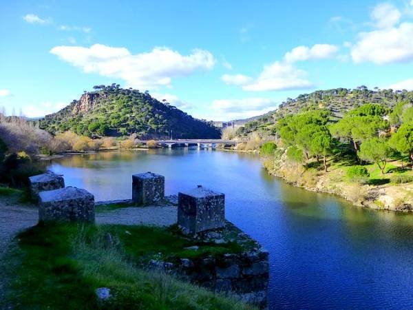 Embalse de Picadas. Atrévete con la mejor vía verde