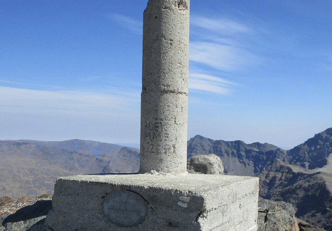 El Gigante Blanco de Andalucía